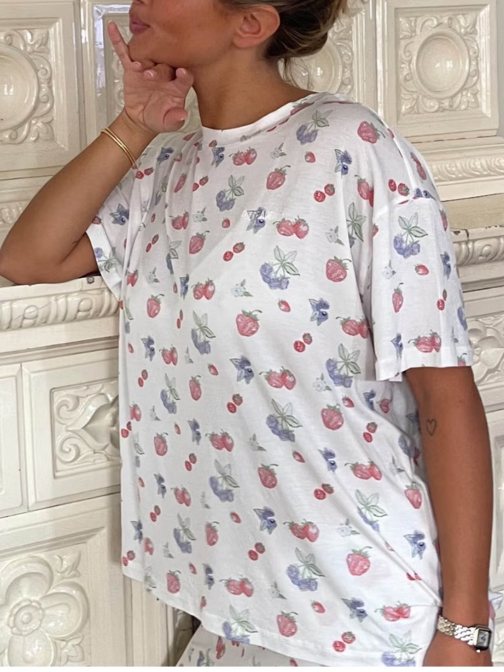 Djerf Avenue Go Slow Lounge Tee in Summer Berries Print Size XXS TENCEL Lyocell